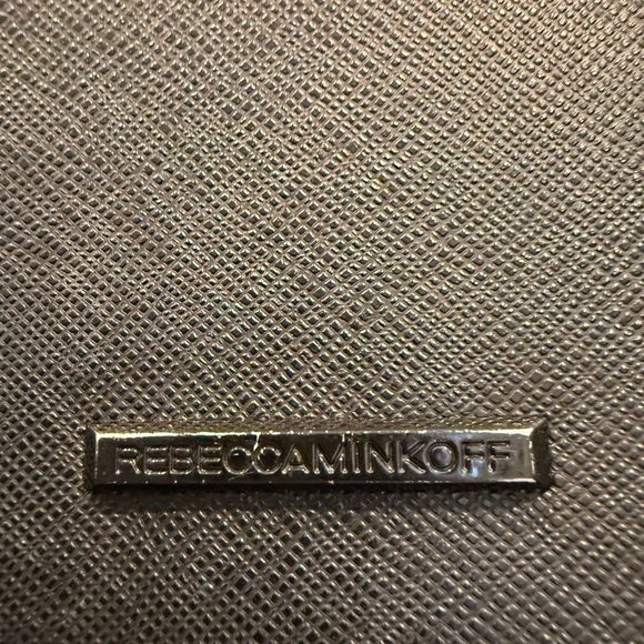 EUC!!♥️ Rebecca Minkoff Avery Saffiano Leather Black Chain Crossbody Bag - Picture 5 of 9